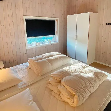 Holiday X Holiday home *